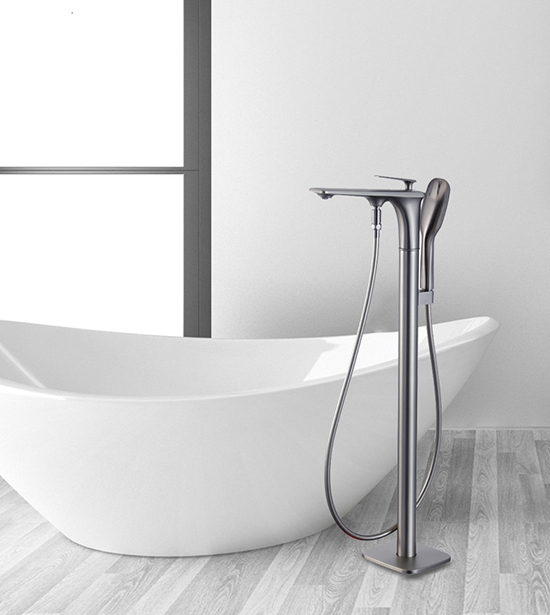 落地浴缸龙头